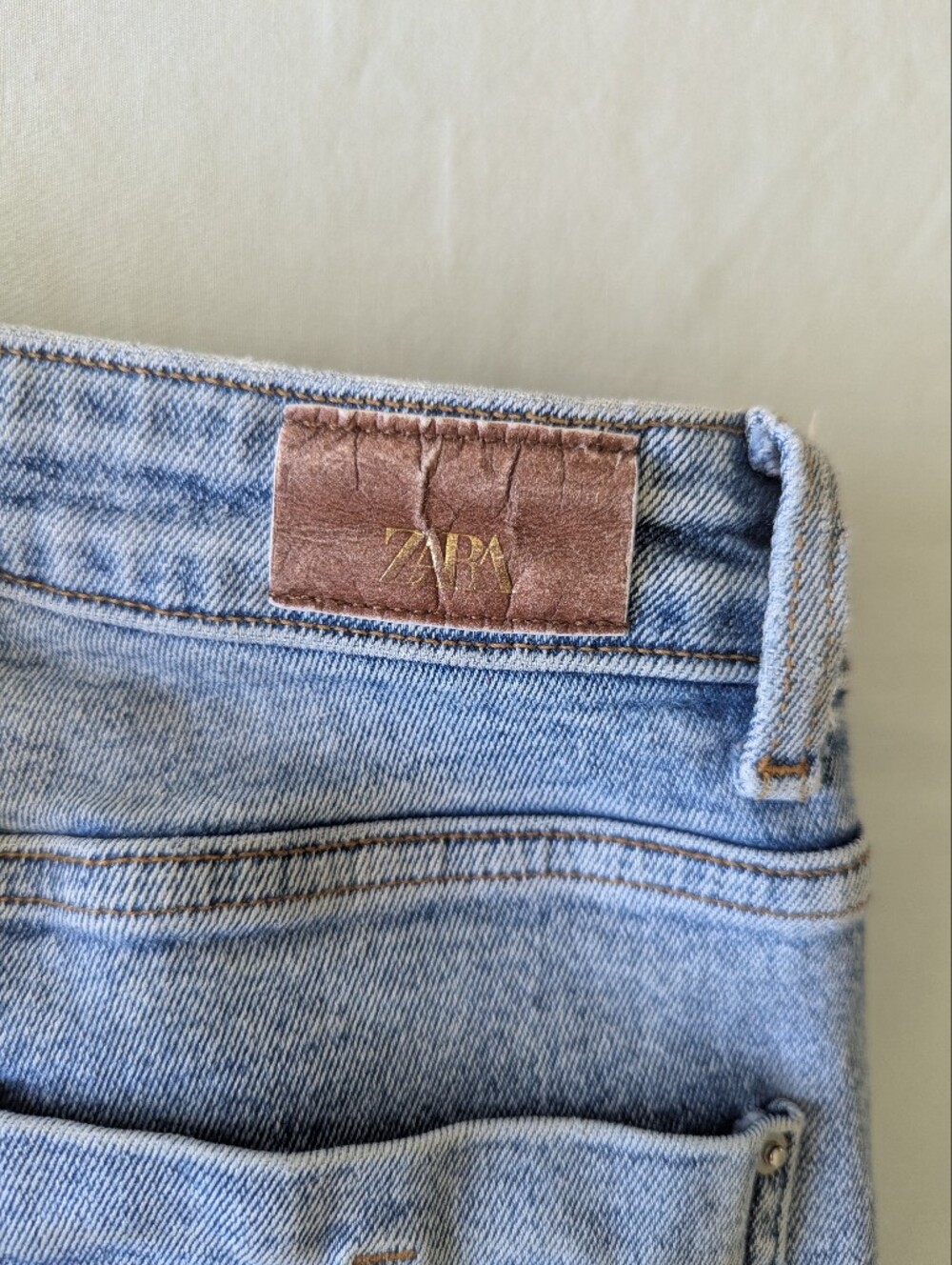 Zara Size 2 Ankle Length Raw Edge Jeans - Picture 9 of 9